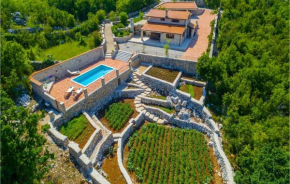 Villa Gardens
